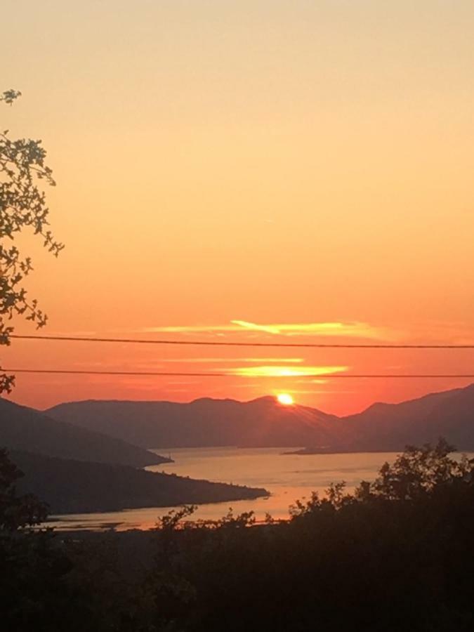 Apartment Jelena Sutvara Kotor Bagian luar foto